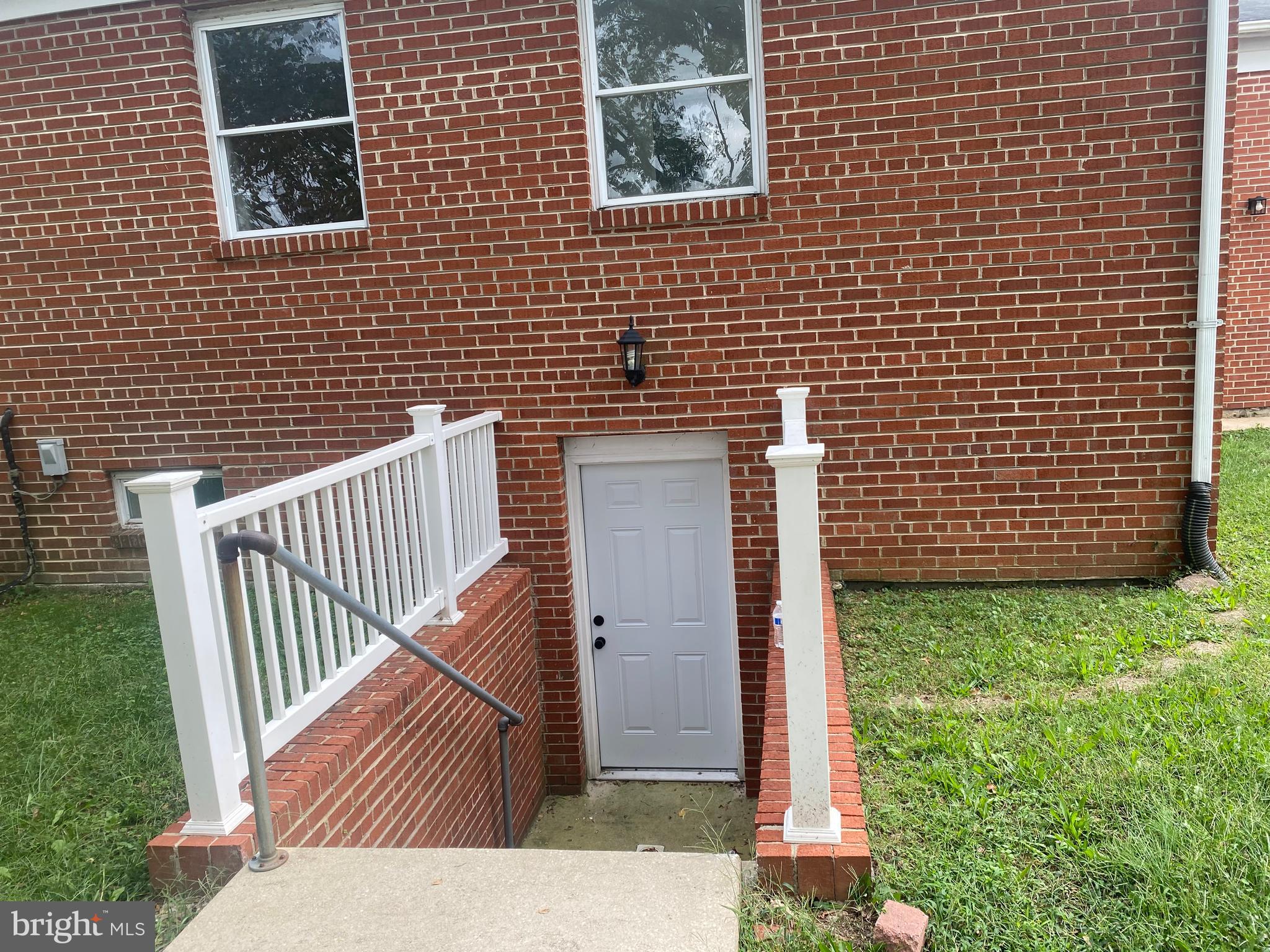 LAUREL - Residential