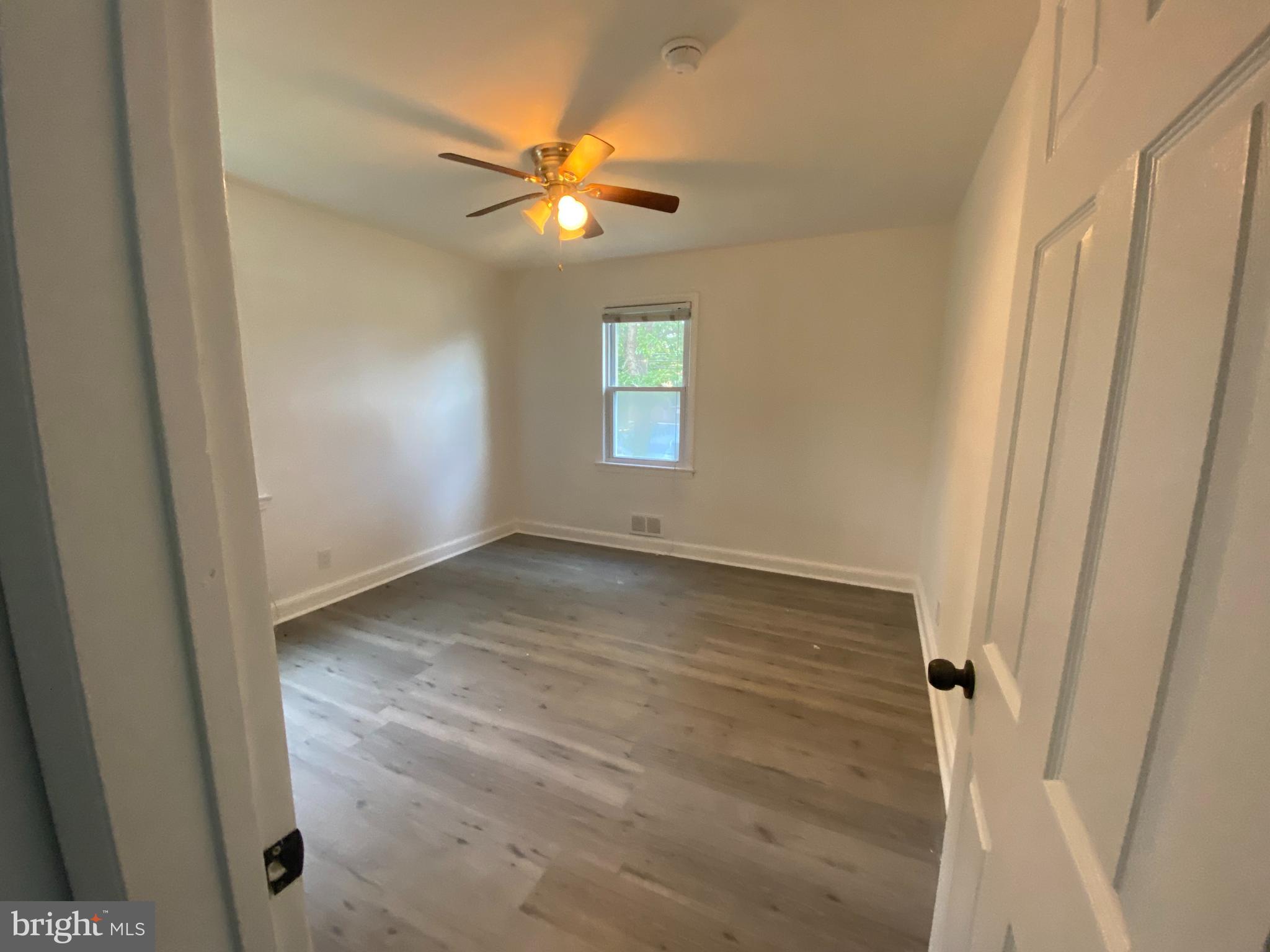 LAUREL - Residential