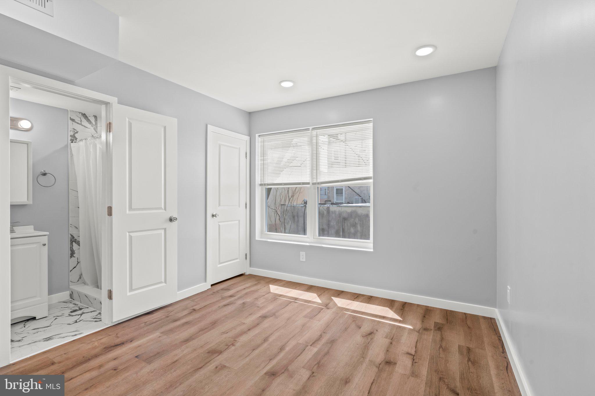 TEMPLE UNIVERSITY - Residential Lease