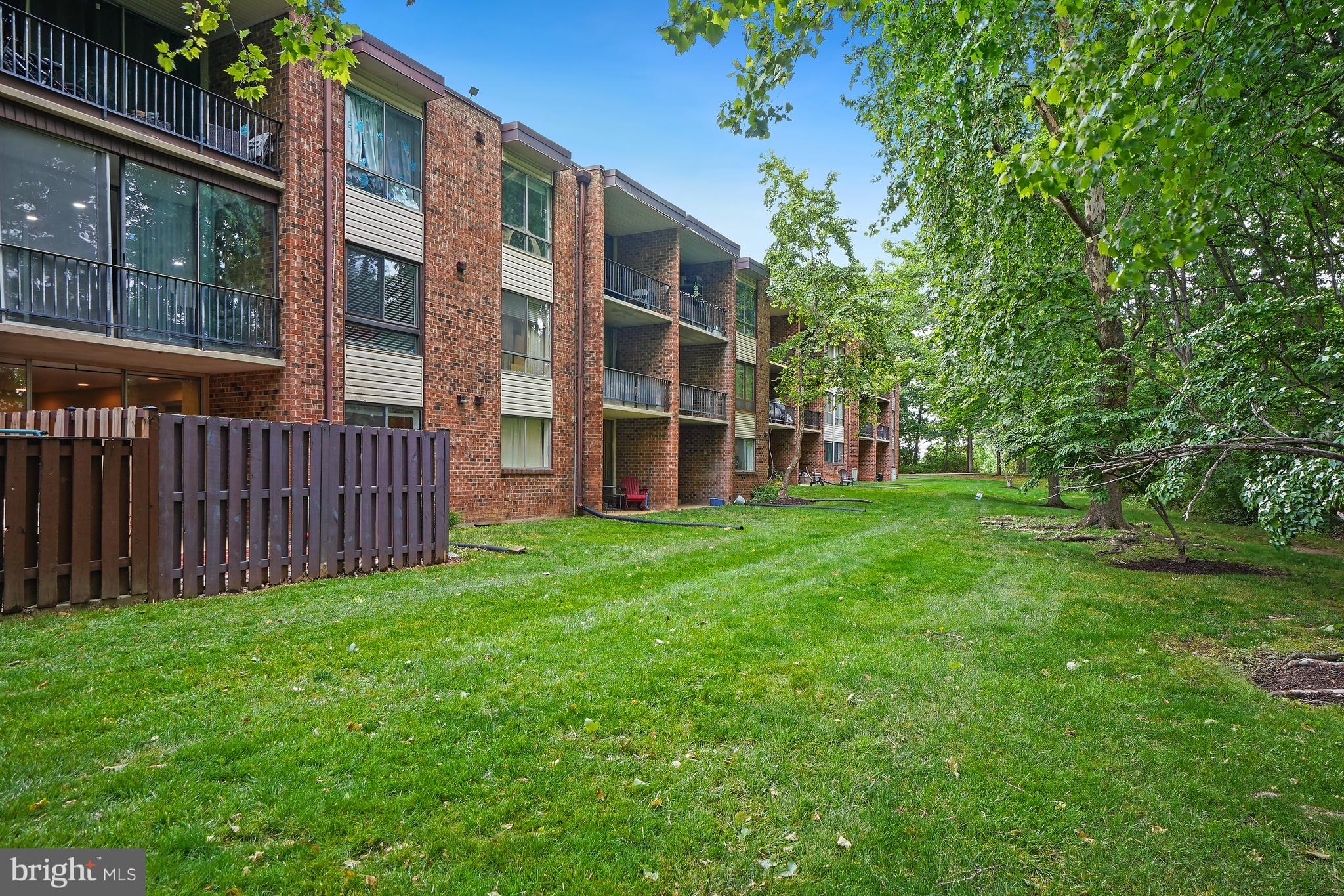 CHELSEA WOODS CONDO - Residential