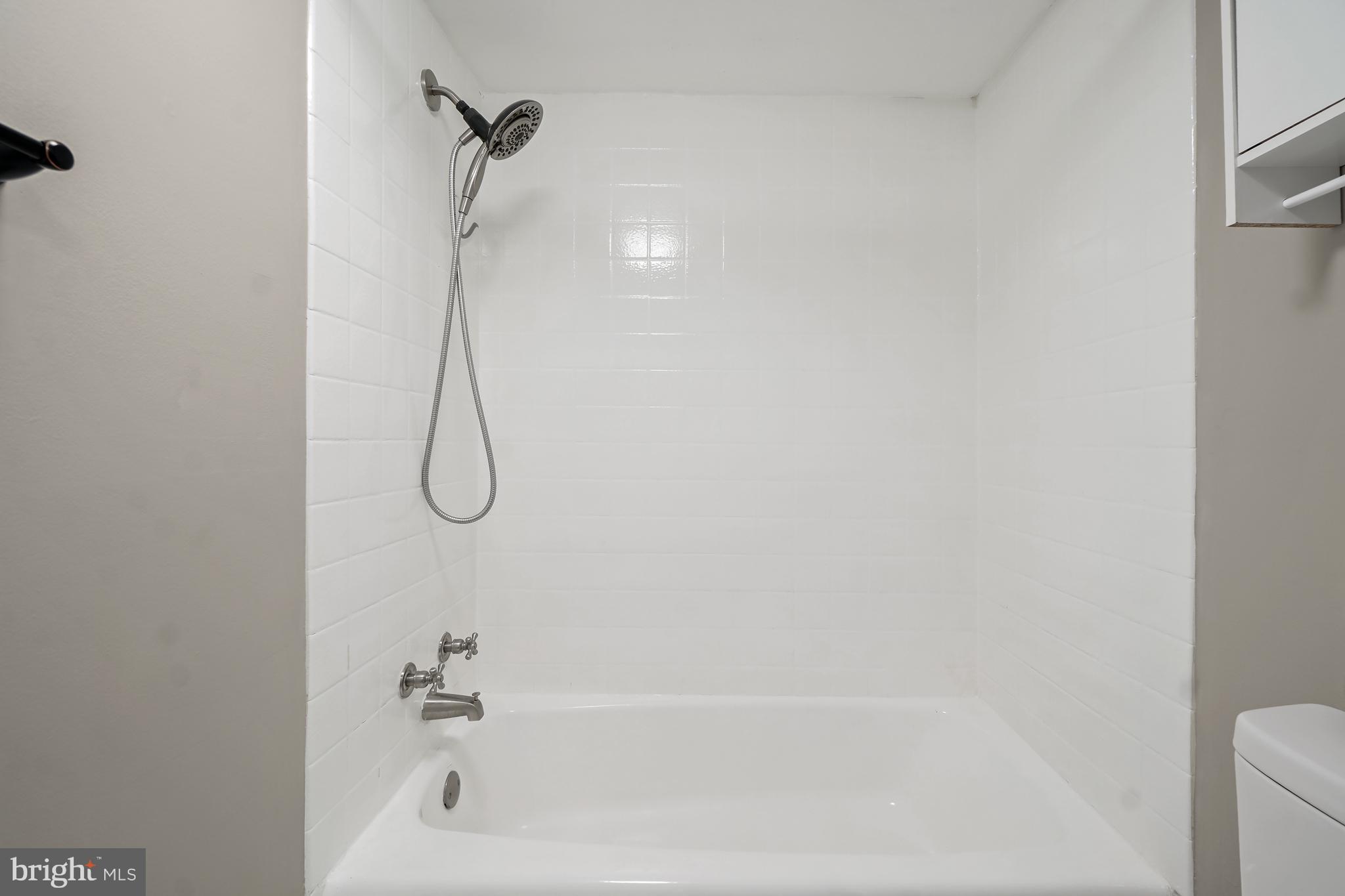 CHELSEA WOODS CONDO - Residential