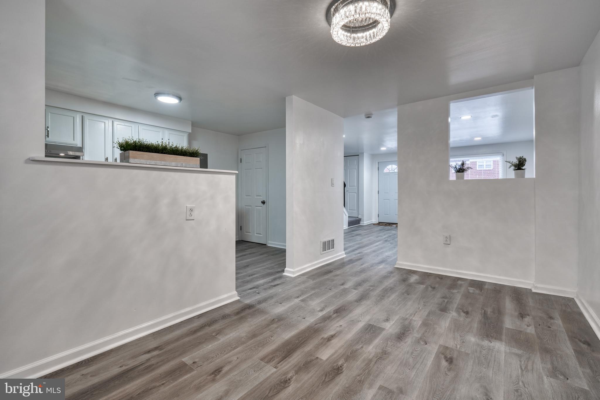 MORAVIA PARK - Residential