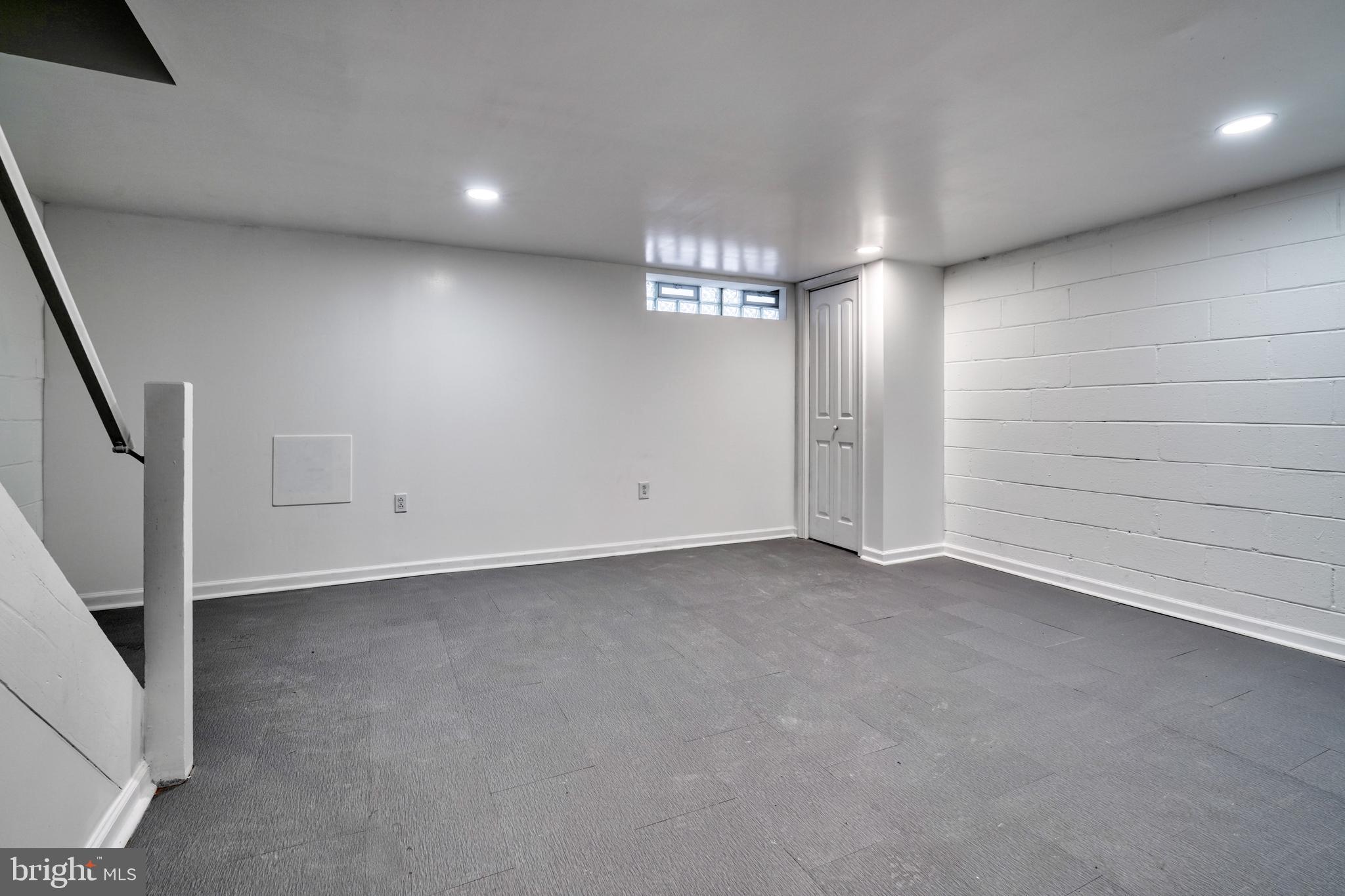 MORAVIA PARK - Residential