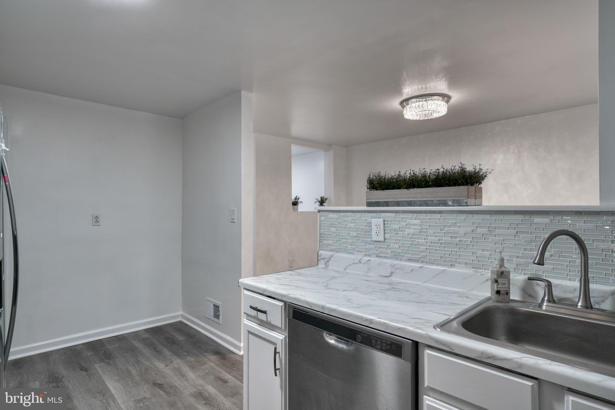 MORAVIA PARK - Residential