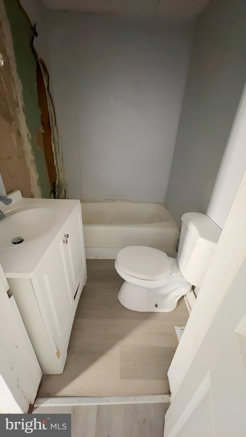 GAY STREET - Residential Income