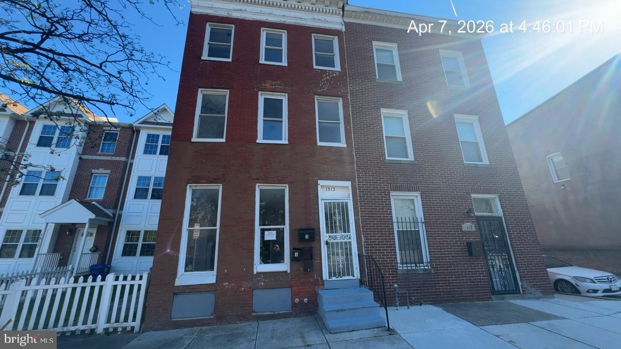 GAY STREET - Residential Income