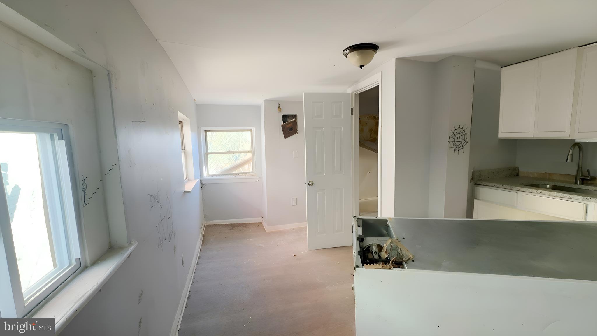 GAY STREET - Residential Income