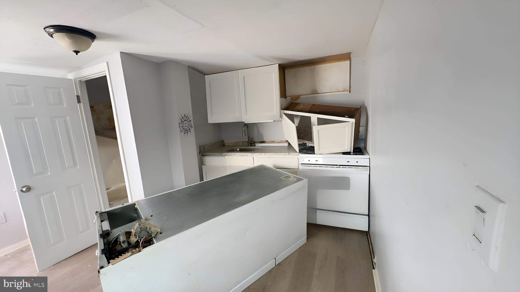 GAY STREET - Residential Income