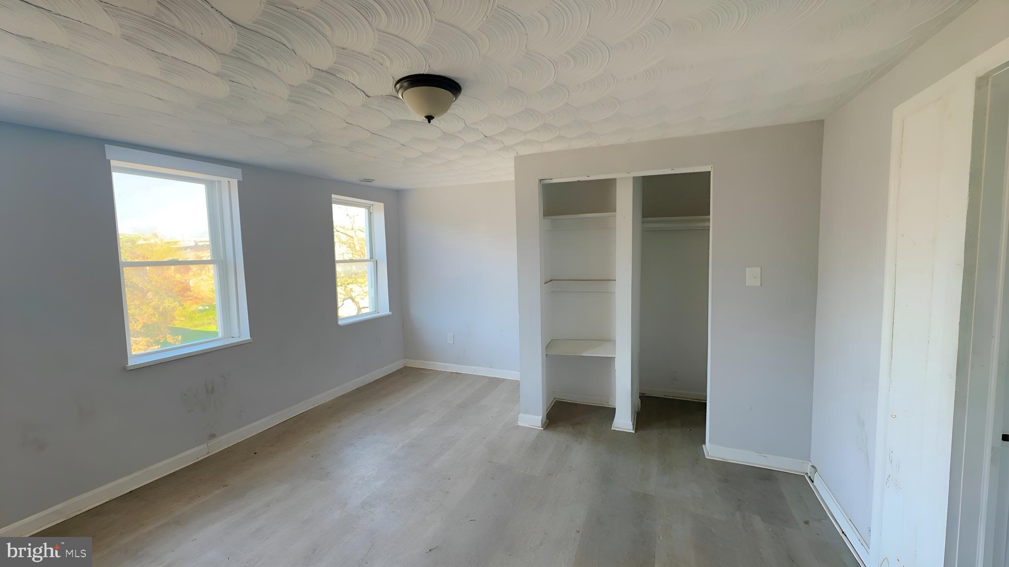 GAY STREET - Residential Income