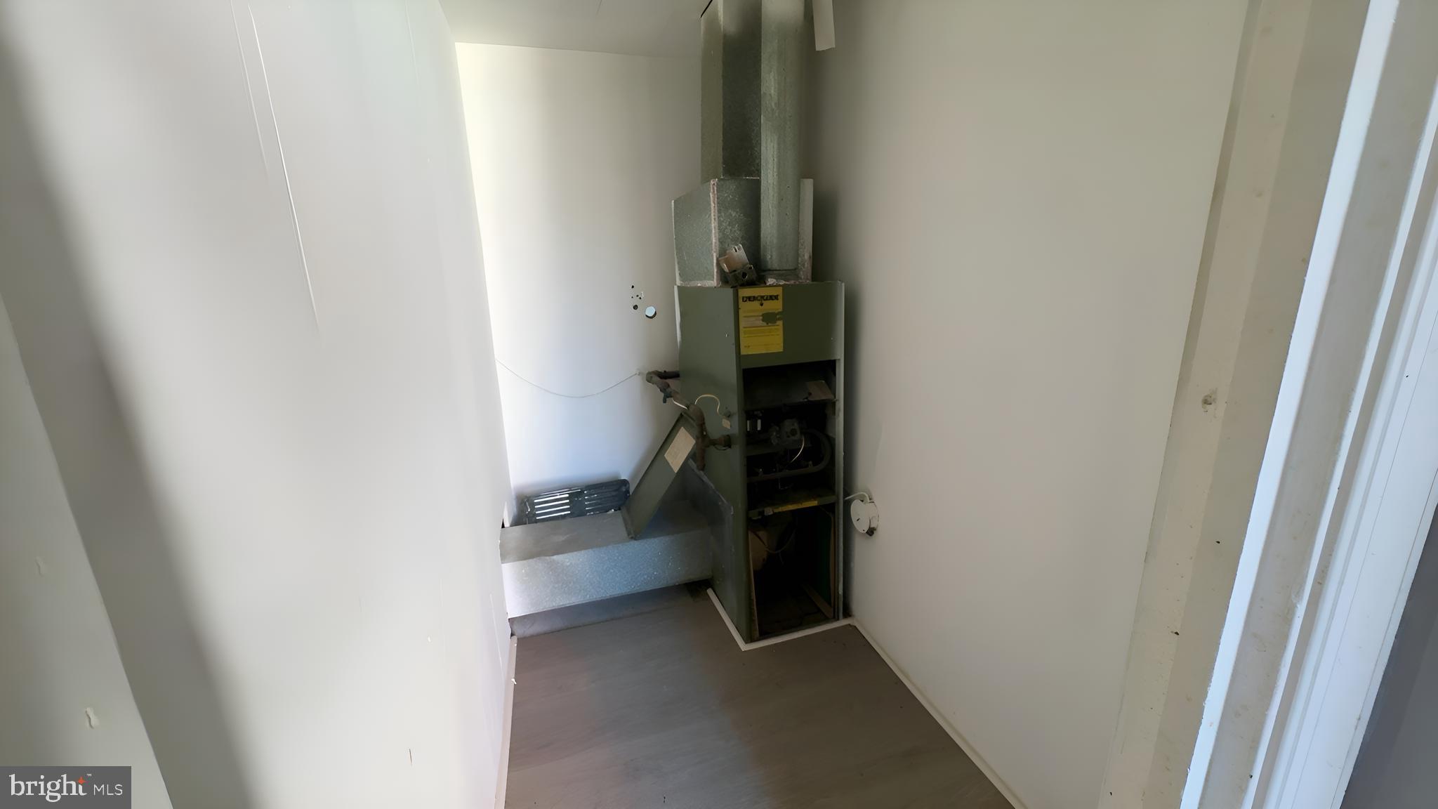 GAY STREET - Residential Income