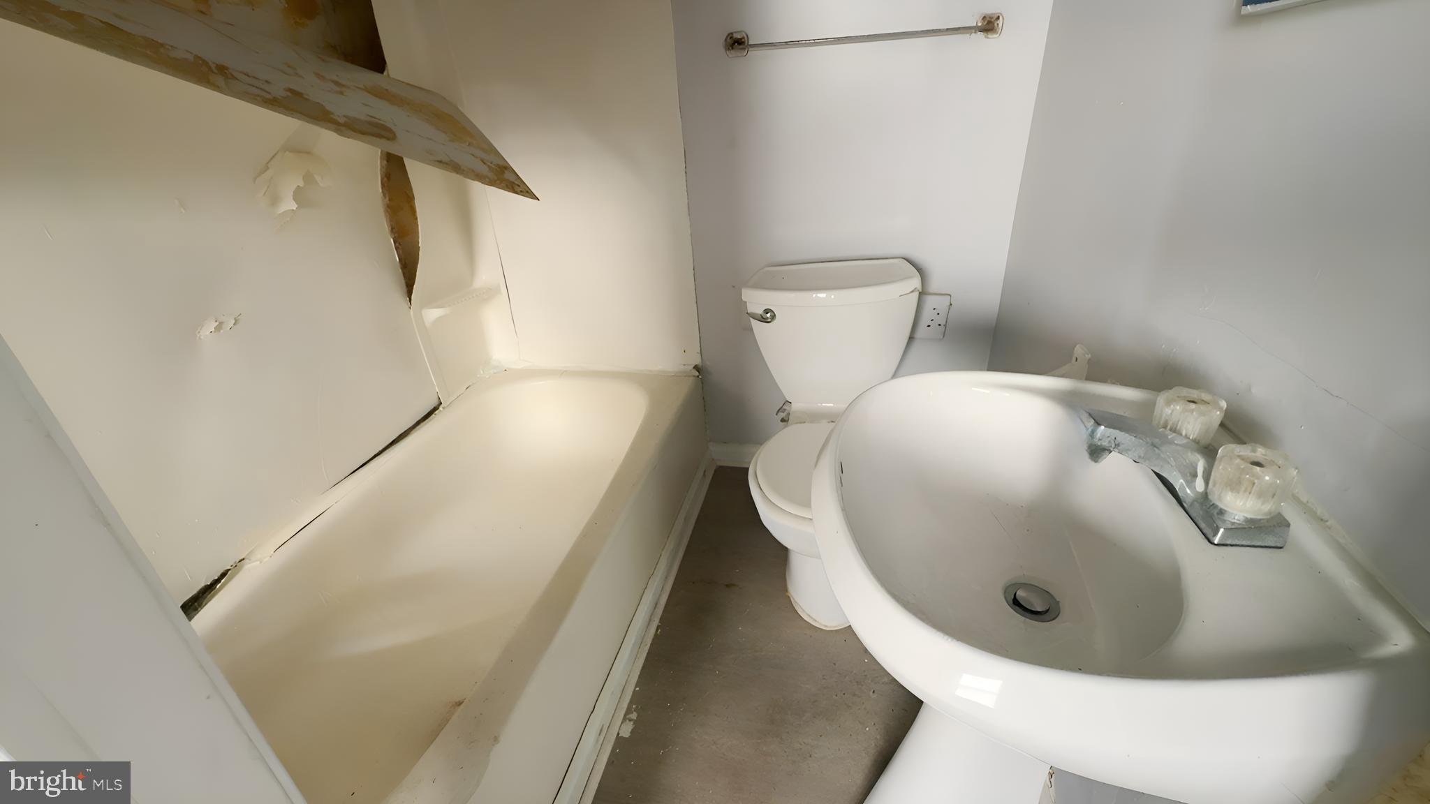 GAY STREET - Residential Income