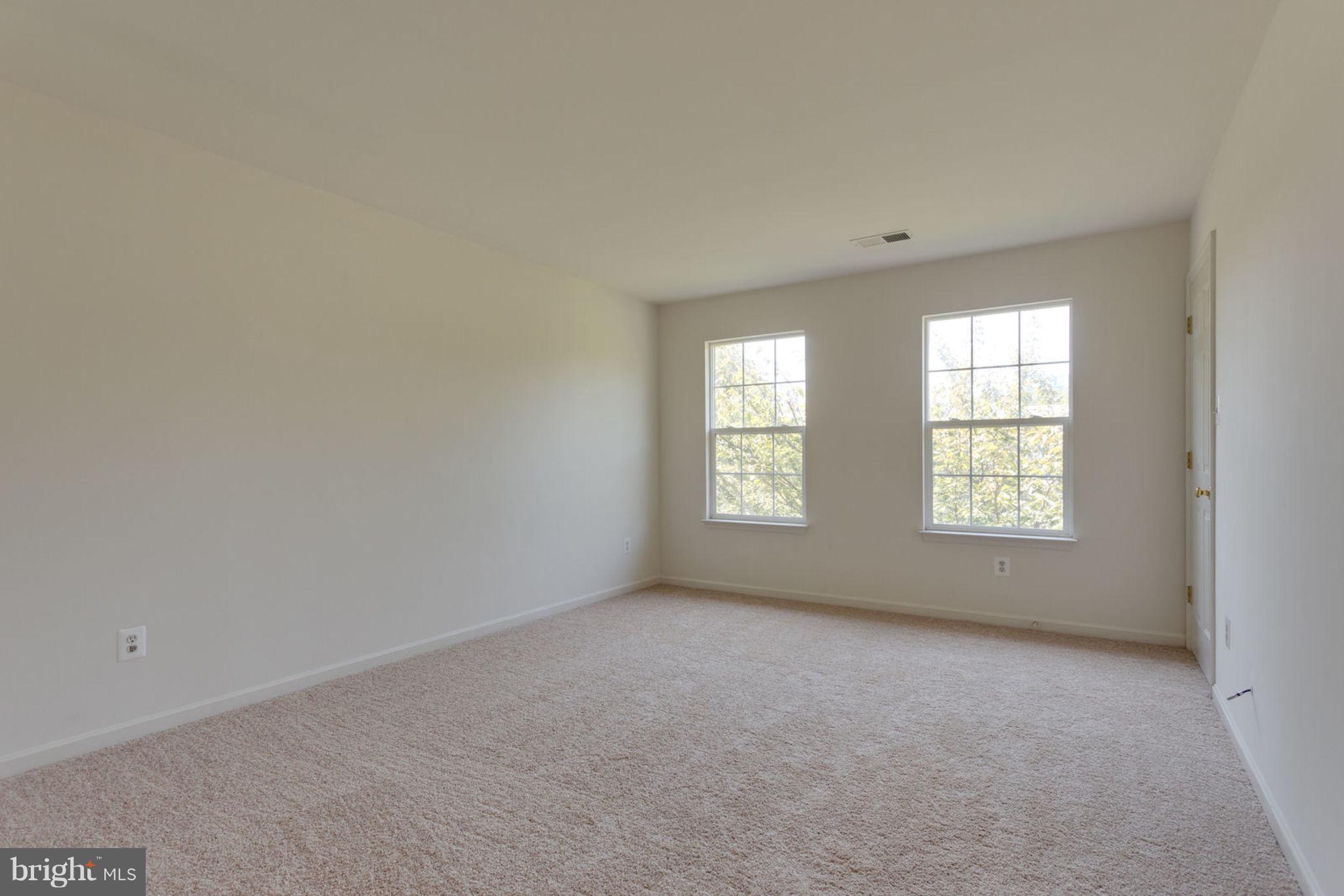 CABIN VILLAGE - Residential Lease