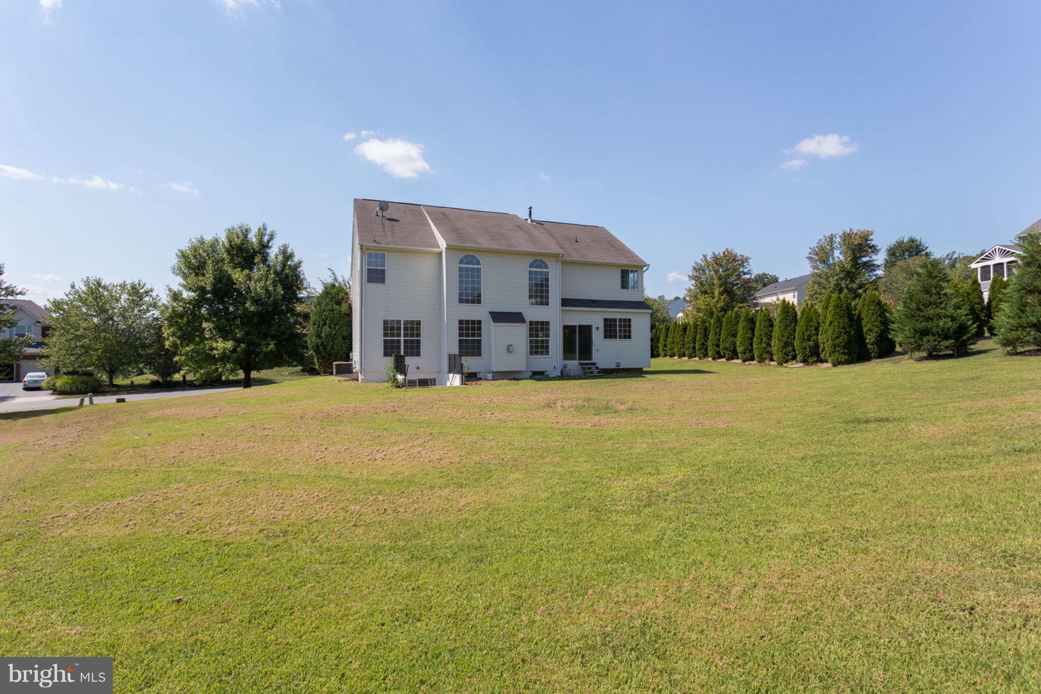 CABIN VILLAGE - Residential Lease