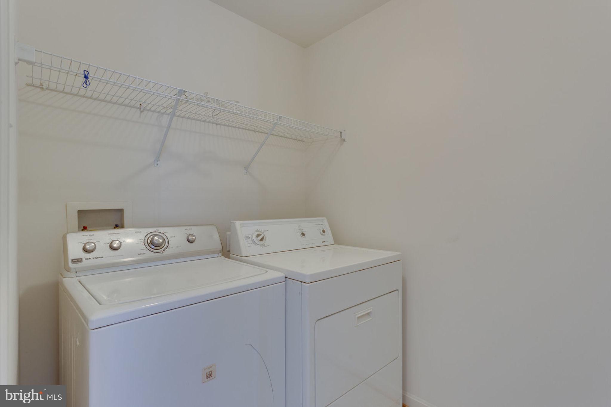 CABIN VILLAGE - Residential Lease