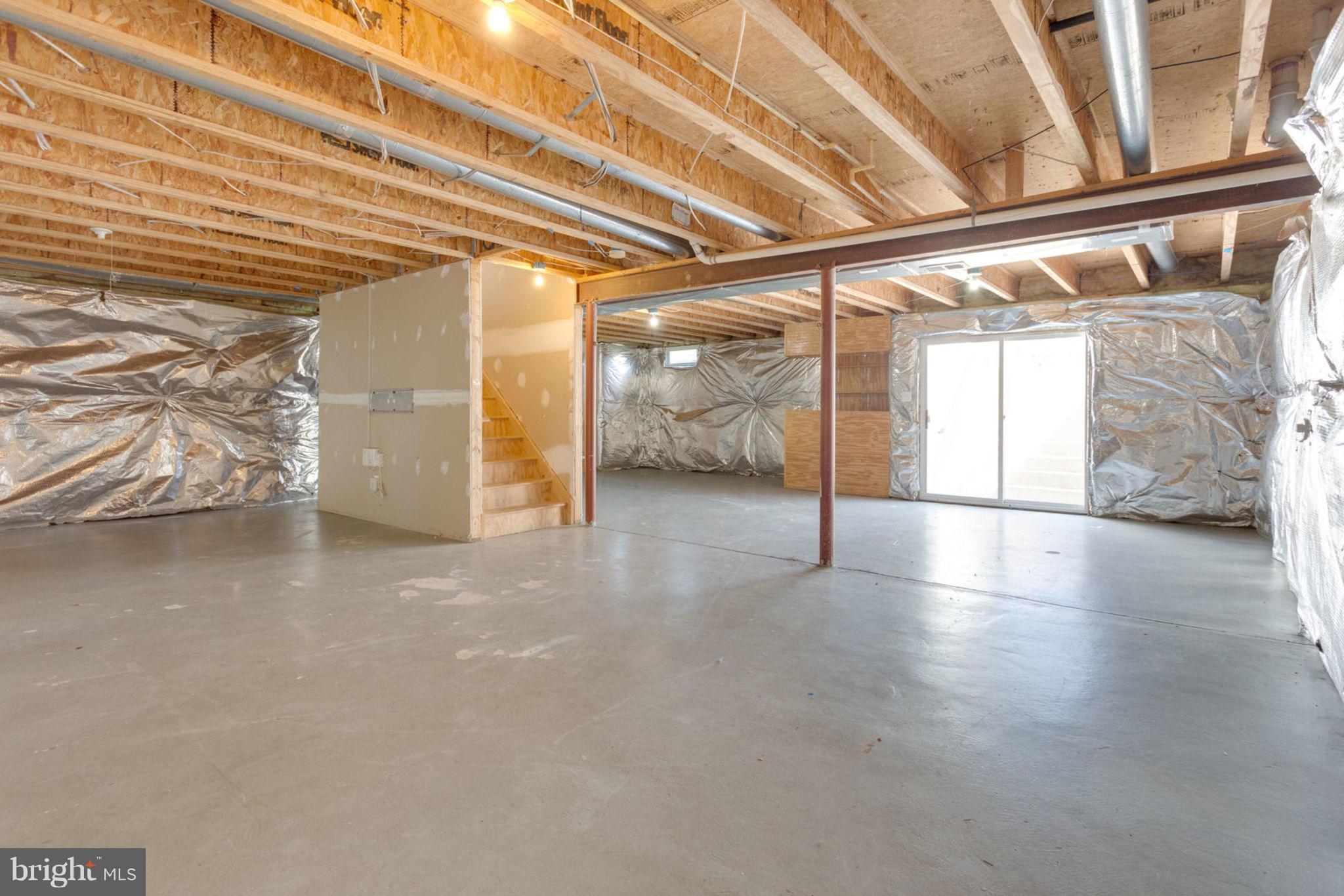 CABIN VILLAGE - Residential Lease