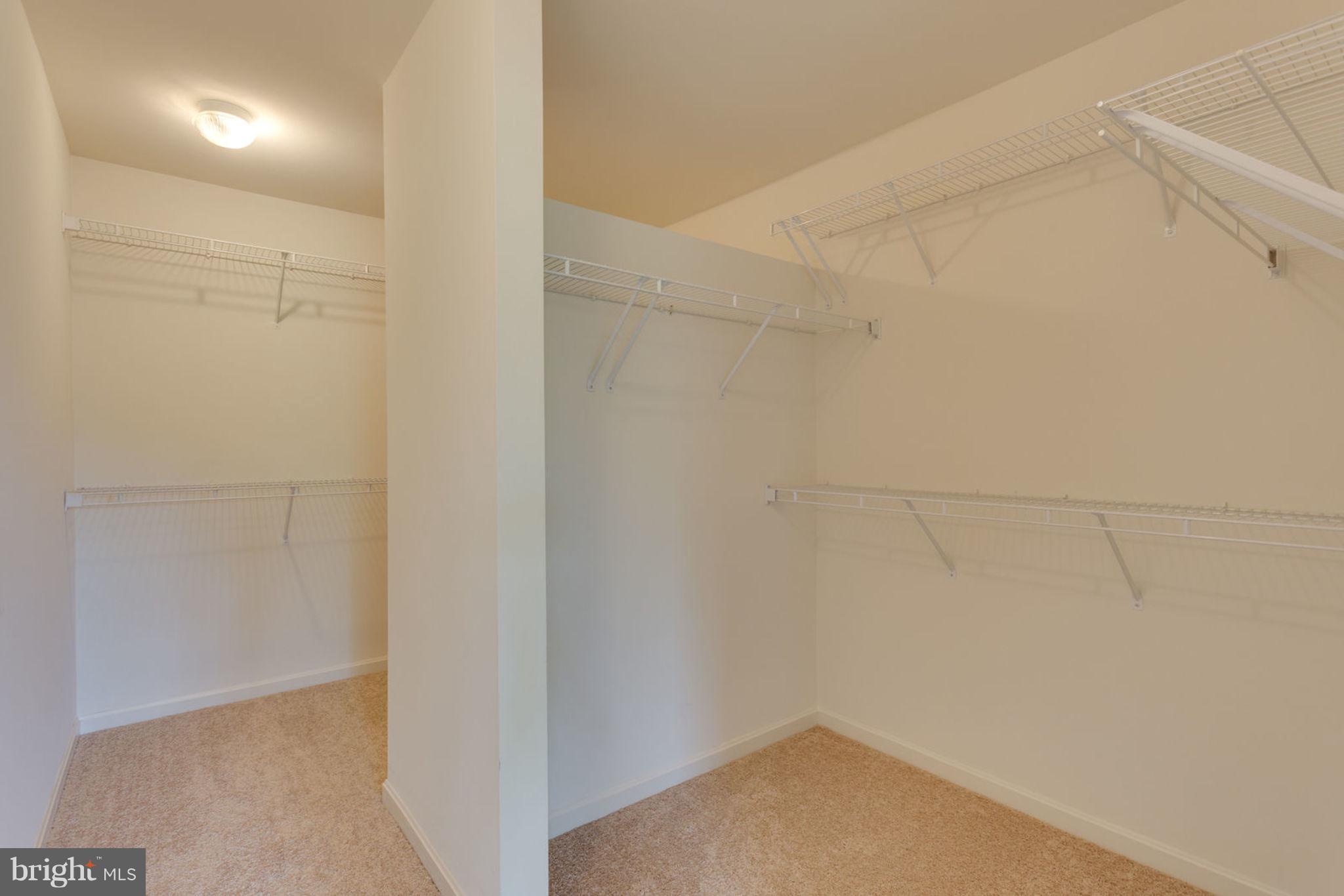 CABIN VILLAGE - Residential Lease