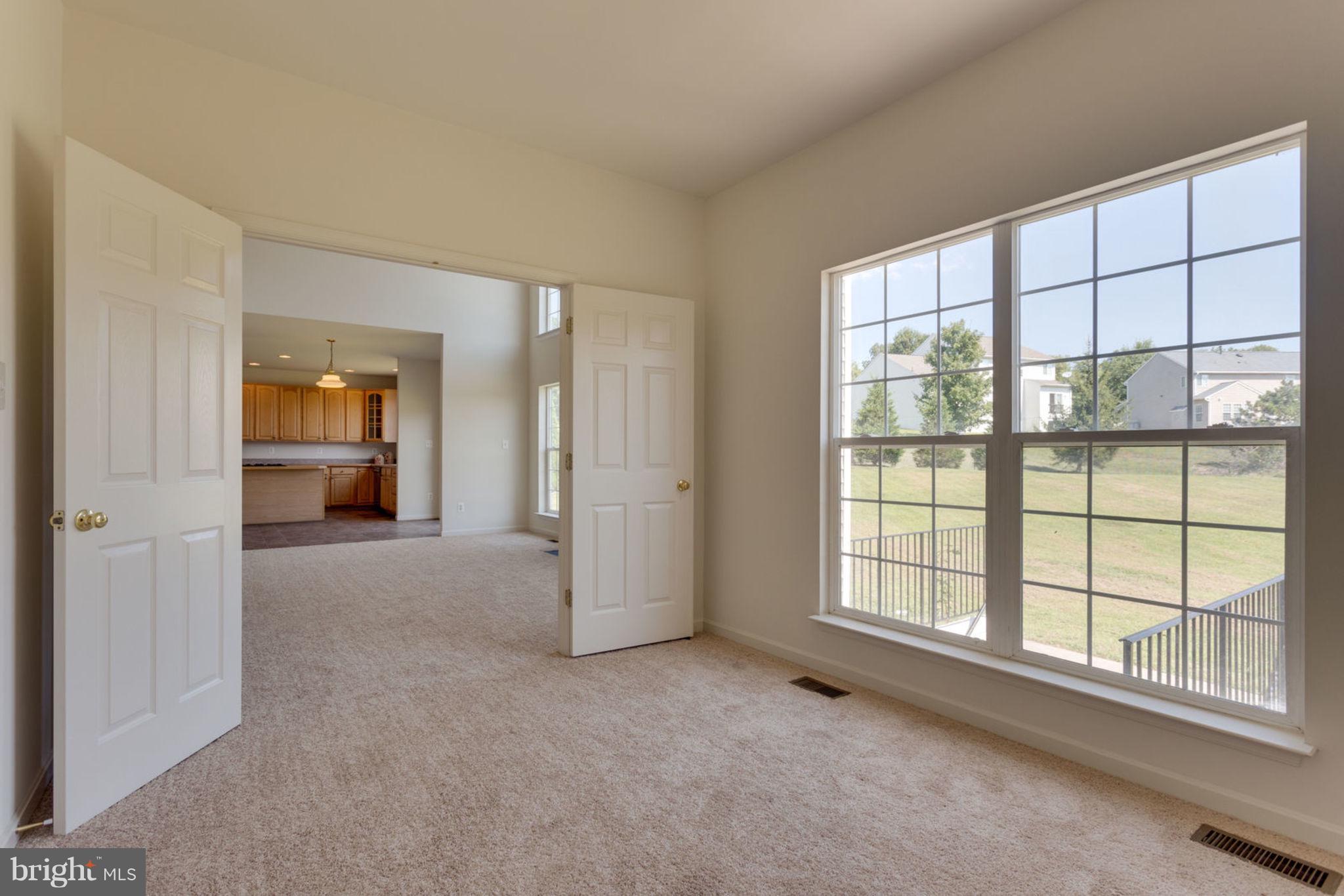 CABIN VILLAGE - Residential Lease