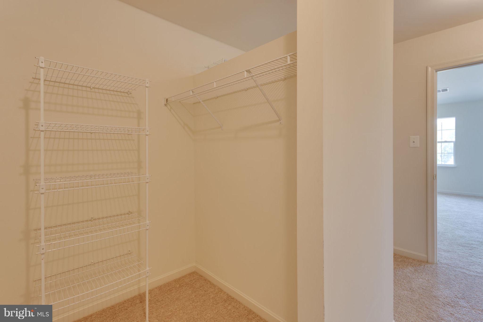 CABIN VILLAGE - Residential Lease