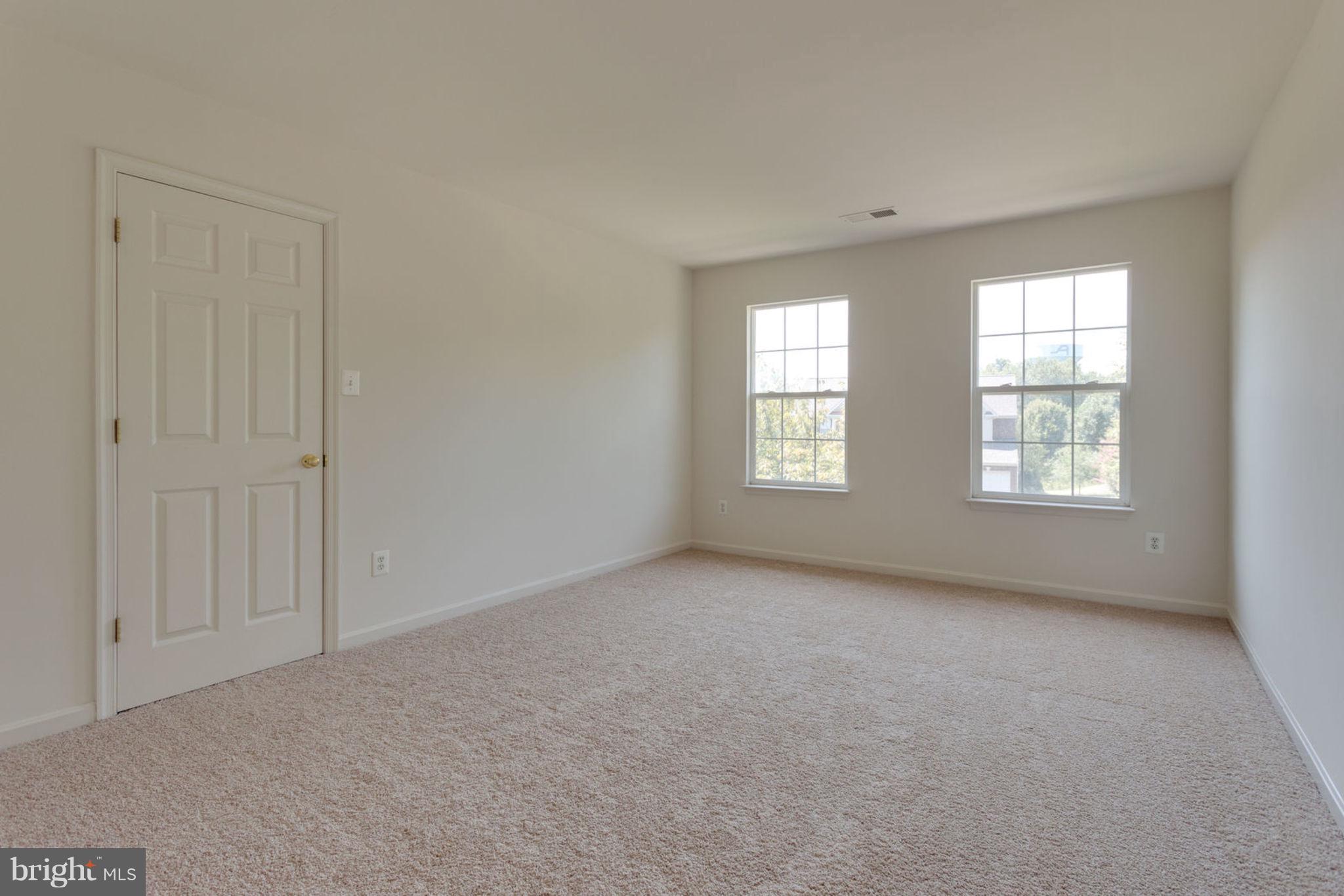 CABIN VILLAGE - Residential Lease