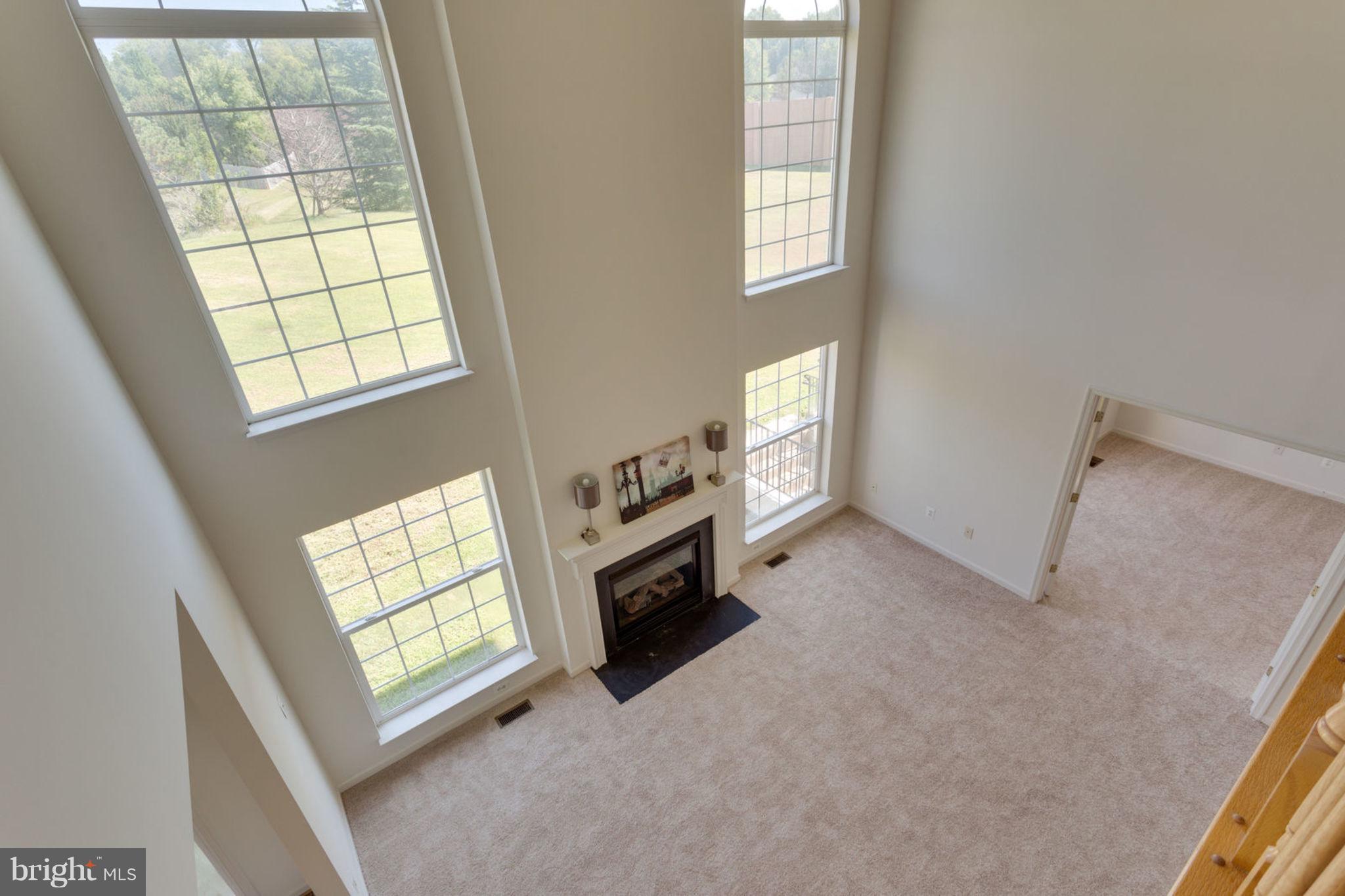 CABIN VILLAGE - Residential Lease