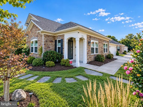 Photo of 56 Harpers Mill Way, LOVETTSVILLE, VA 20180 (MLS # VALO2135608)