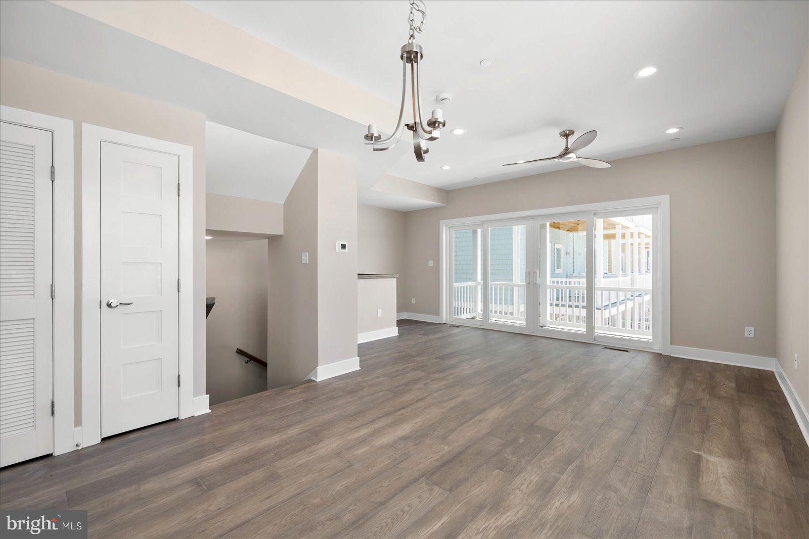 CAINE WOODS - Residential