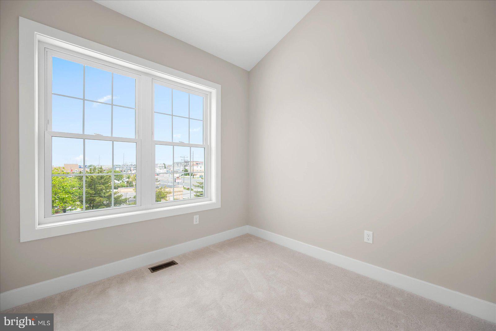 CAINE WOODS - Residential