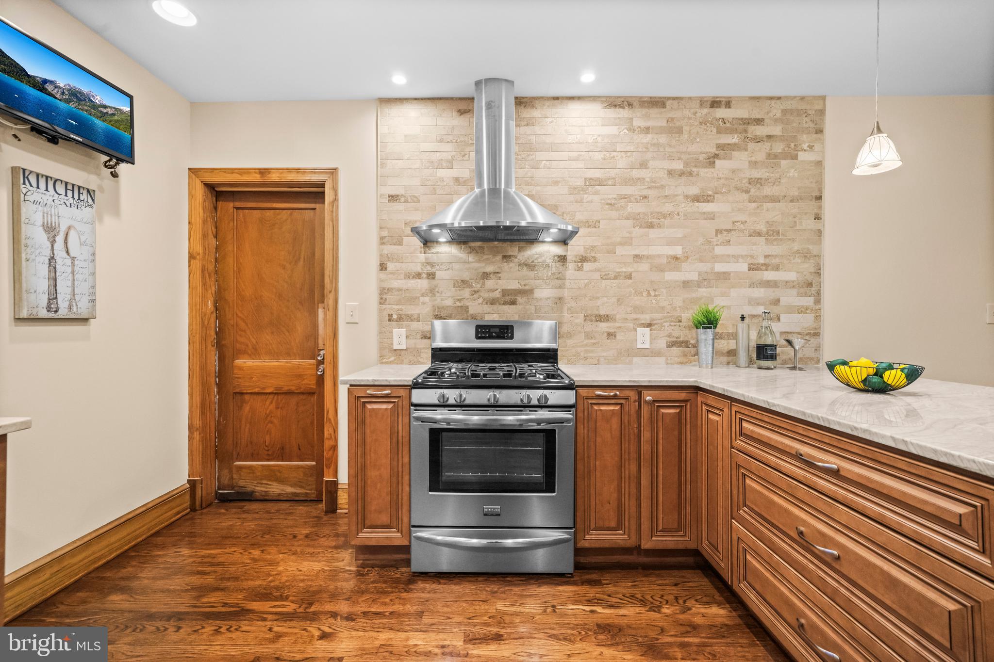 PETTITS ADDN TO HYATTSVI - Residential