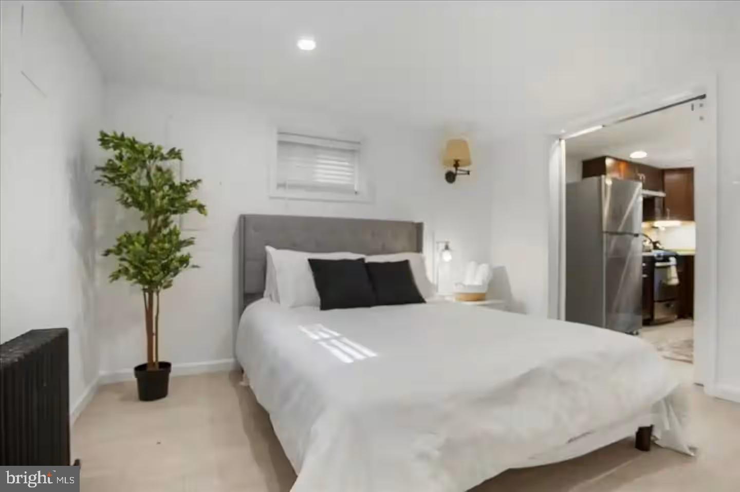 PETTITS ADDN TO HYATTSVI - Residential