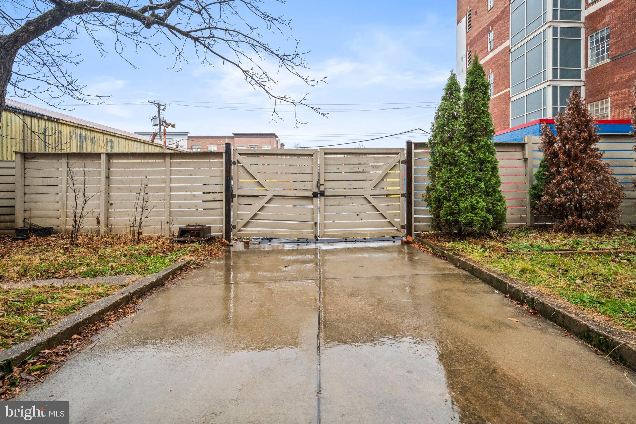 PETTITS ADDN TO HYATTSVI - Residential