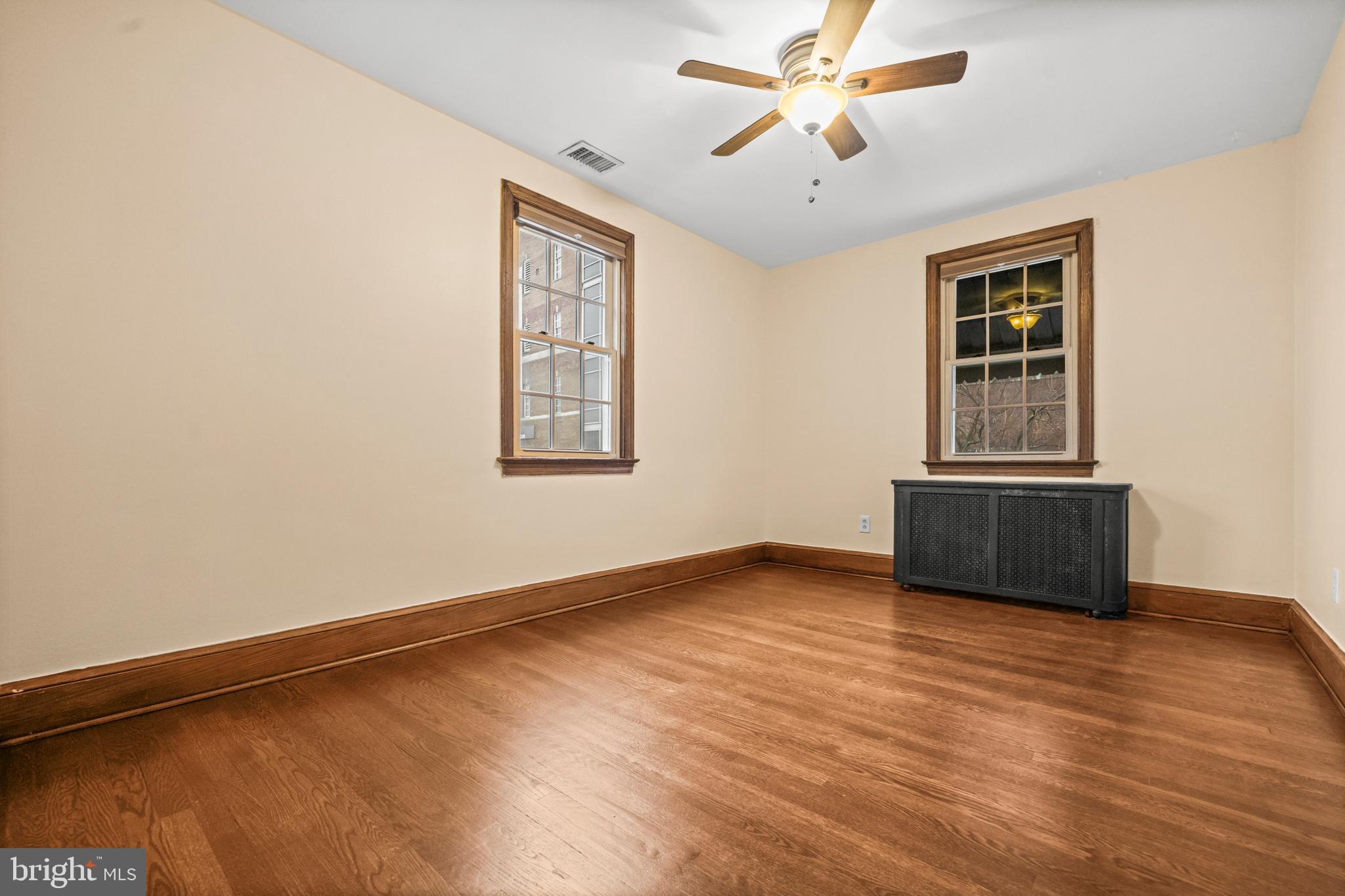 PETTITS ADDN TO HYATTSVI - Residential