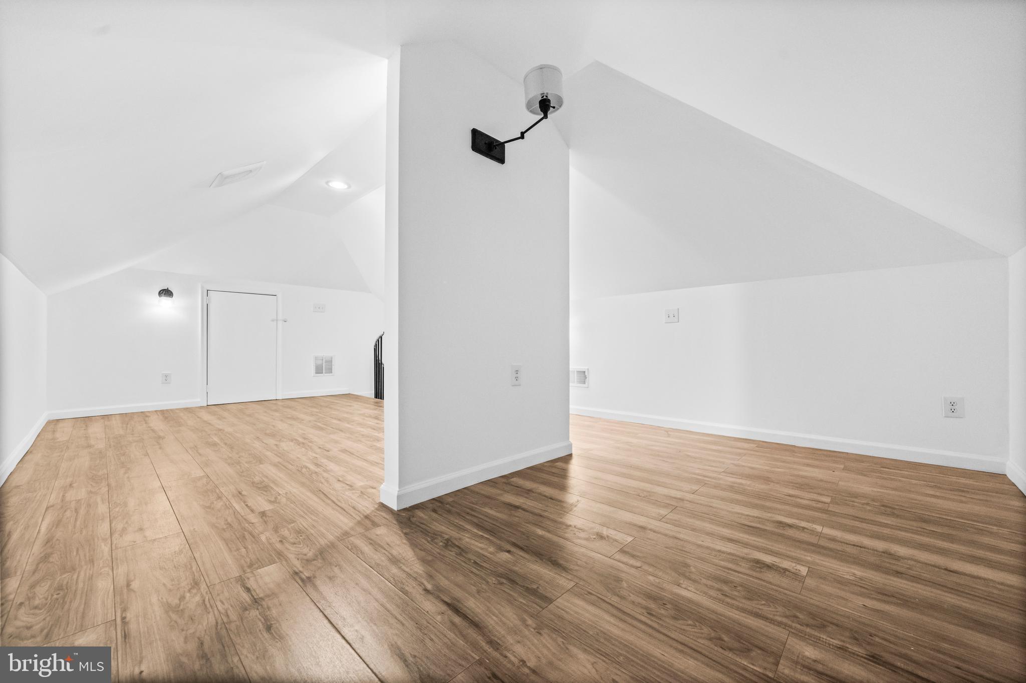 PETTITS ADDN TO HYATTSVI - Residential