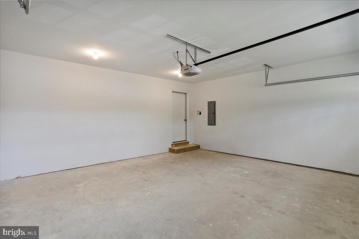 COLD SPRING RUN - Residential