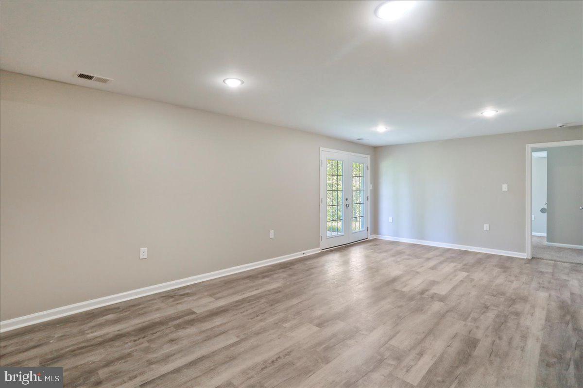 COLD SPRING RUN - Residential