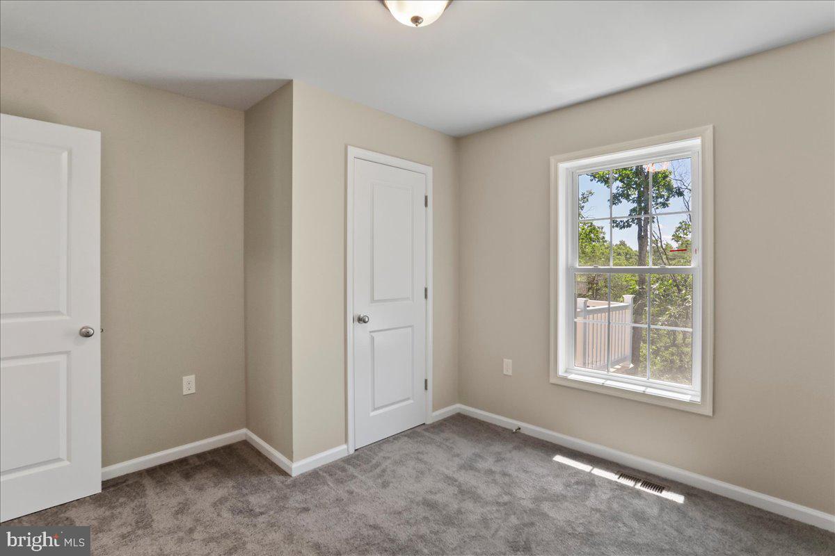 COLD SPRING RUN - Residential