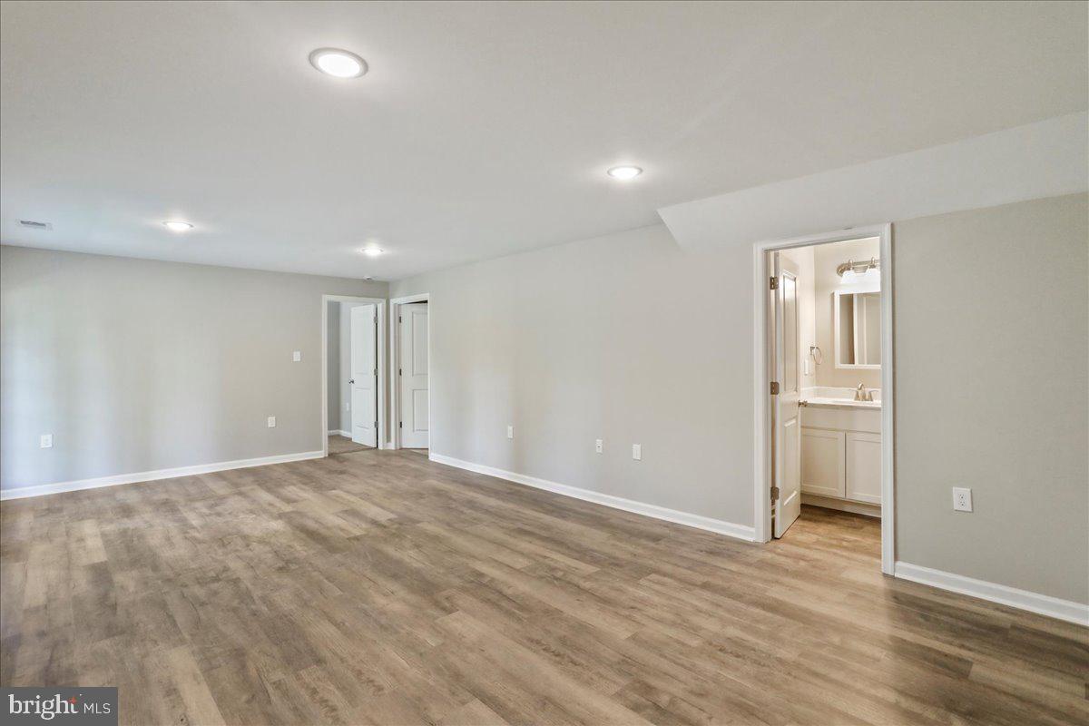 COLD SPRING RUN - Residential