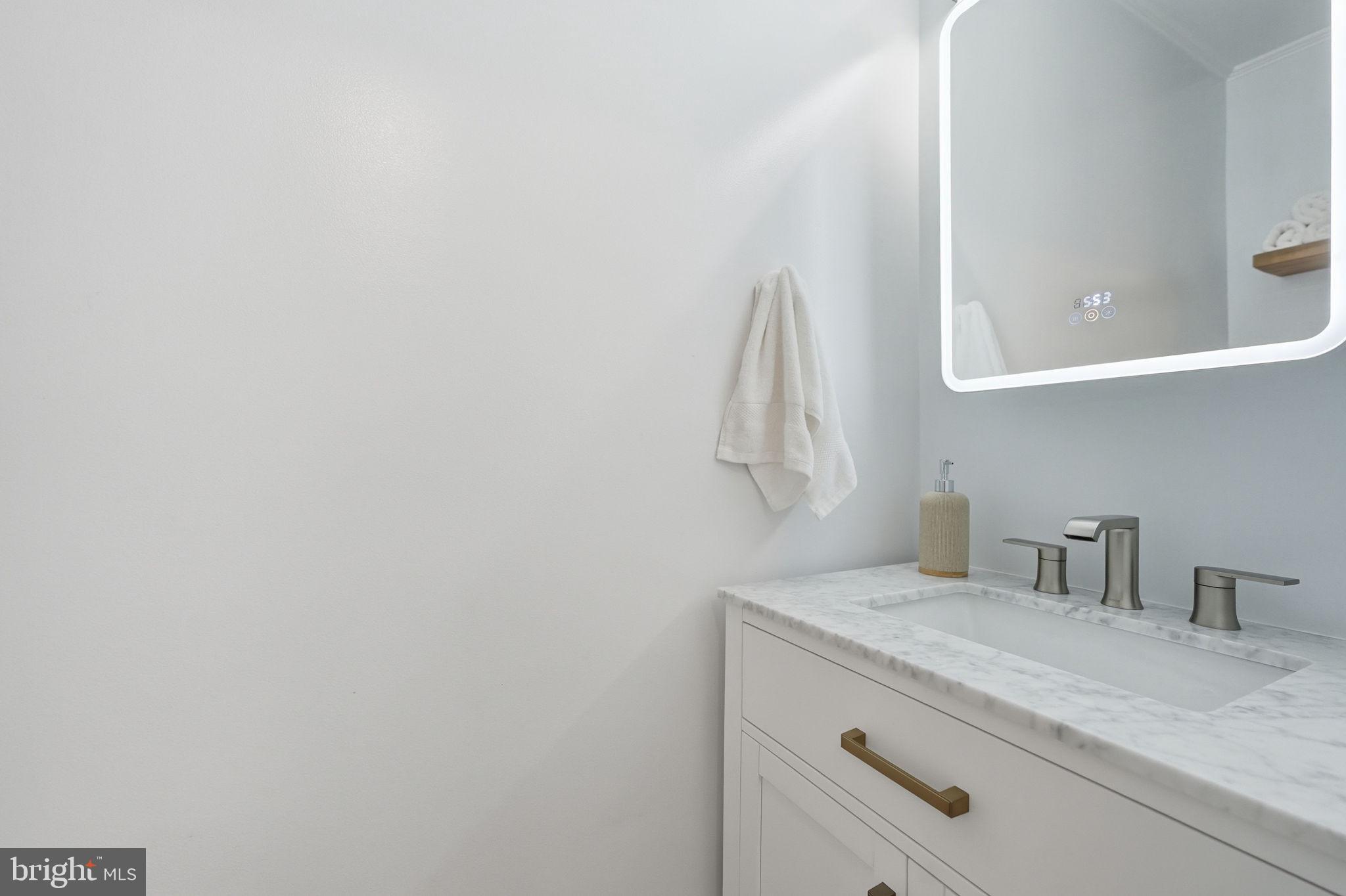 WATERS EDGE - Residential