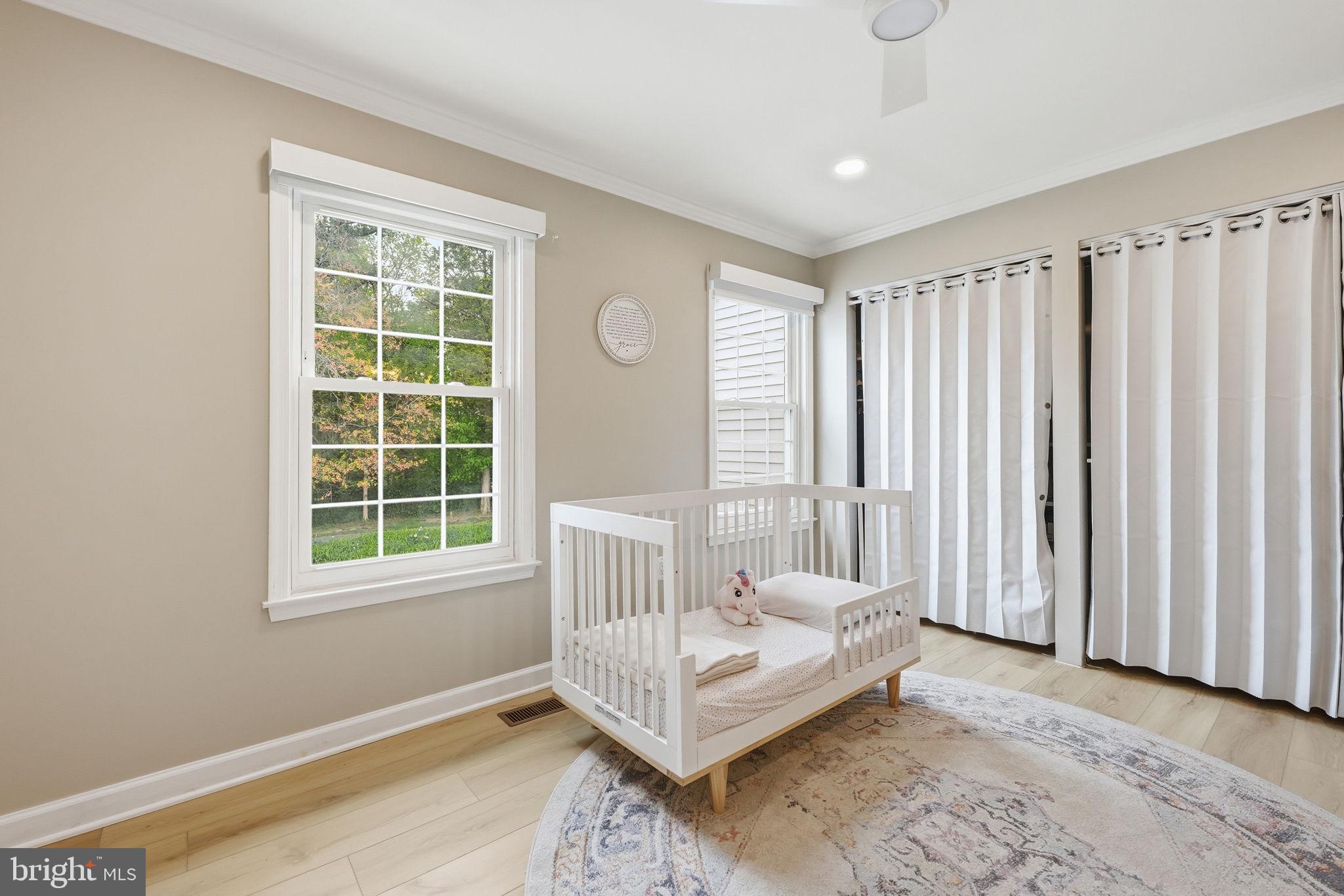 WATERS EDGE - Residential