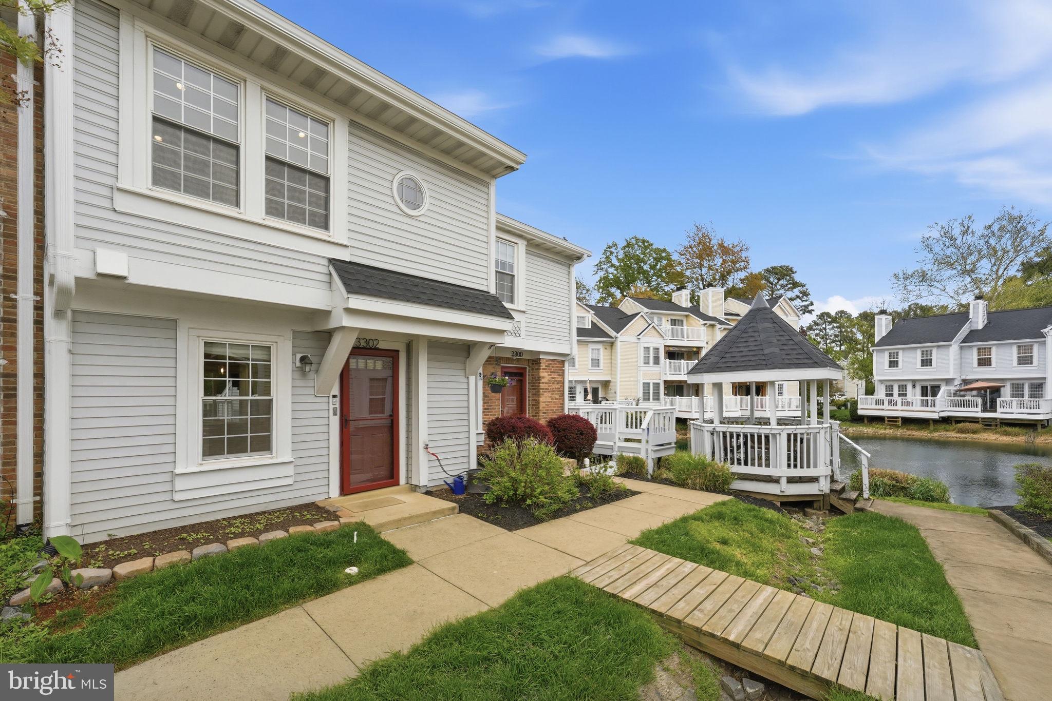 WATERS EDGE - Residential