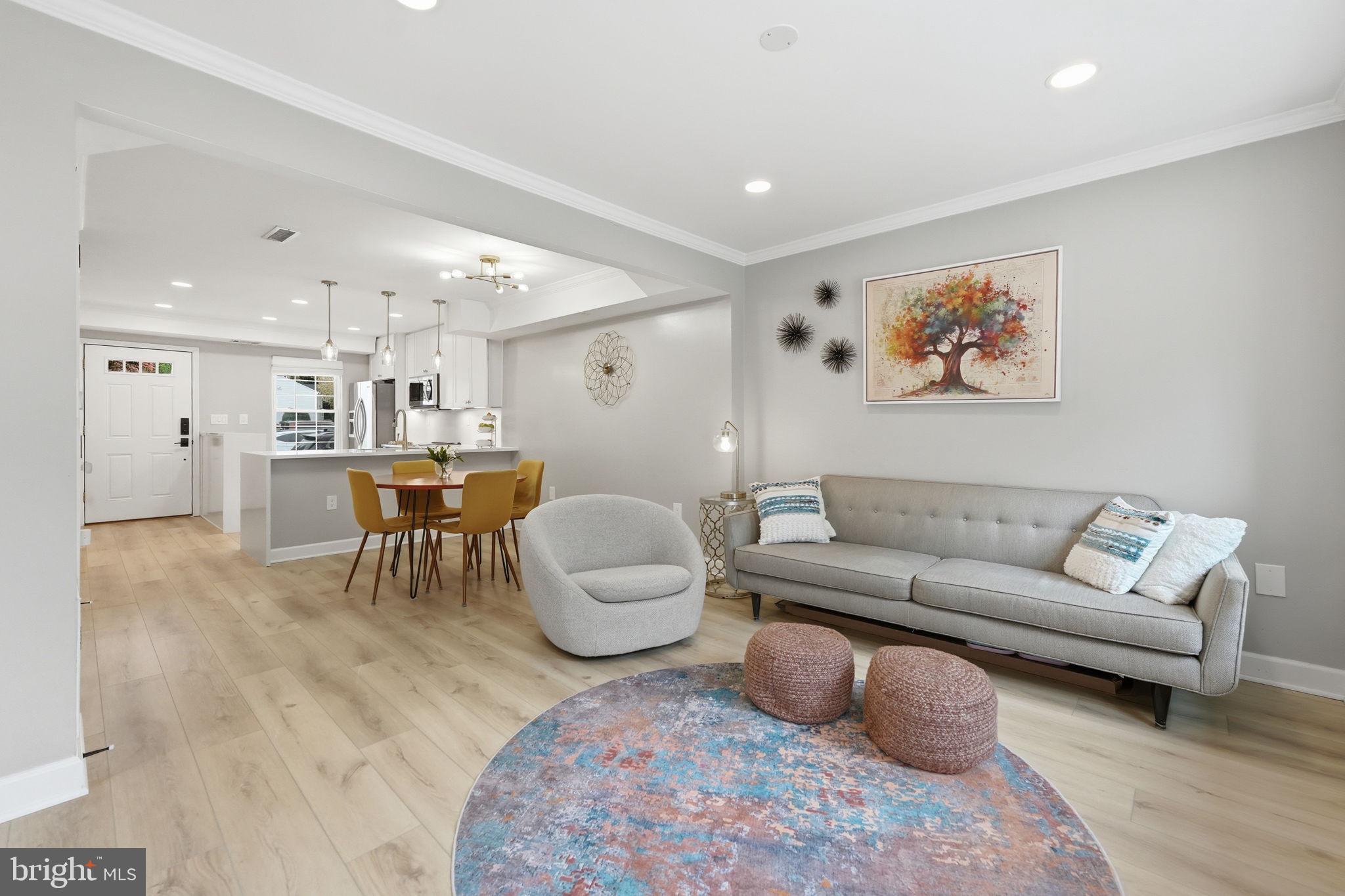 WATERS EDGE - Residential