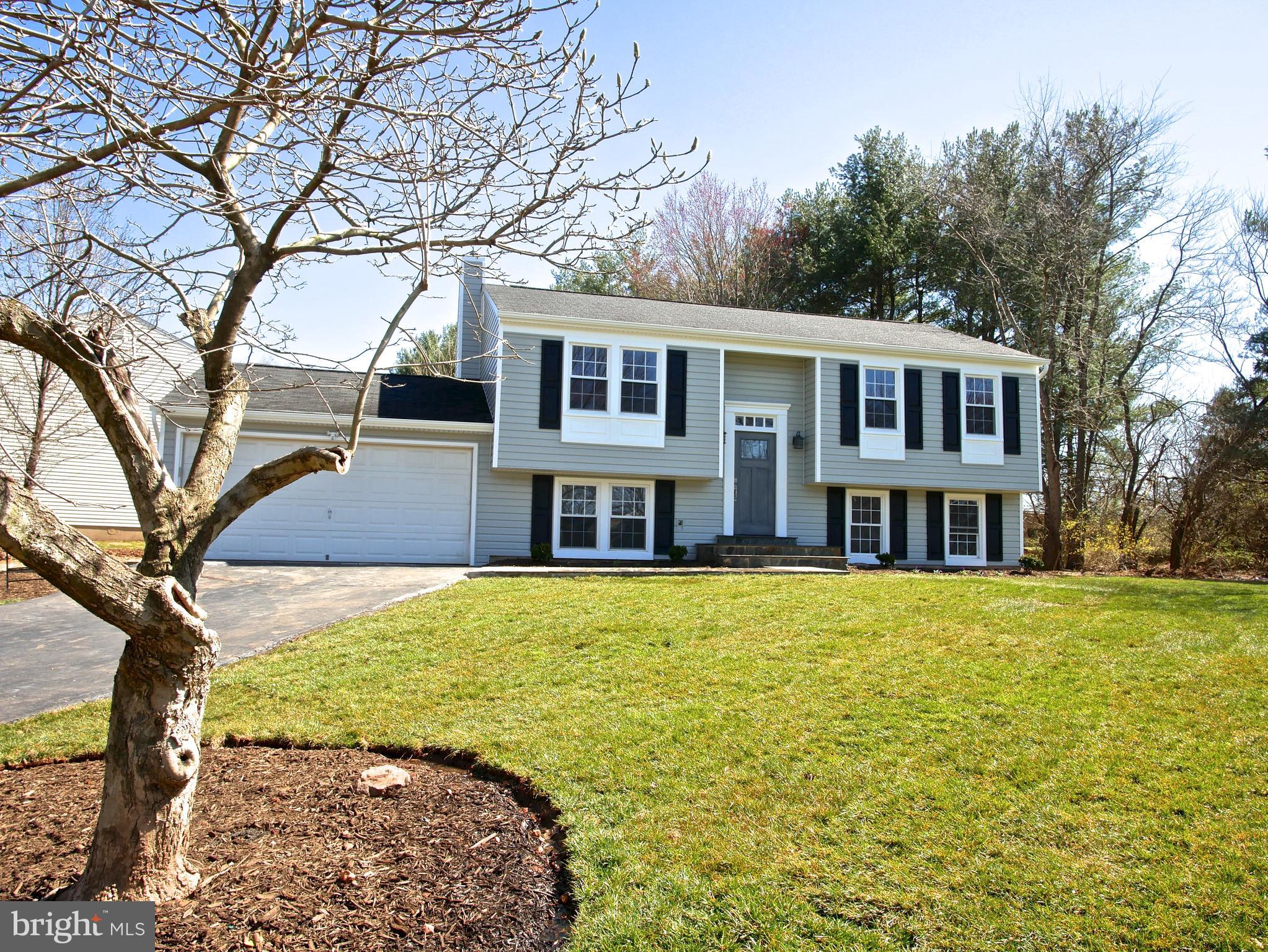 FOX MILL ESTATES - Residential Lease