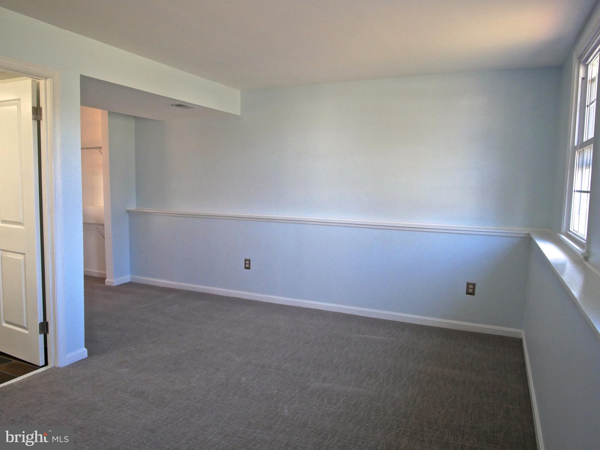 FOX MILL ESTATES - Residential Lease