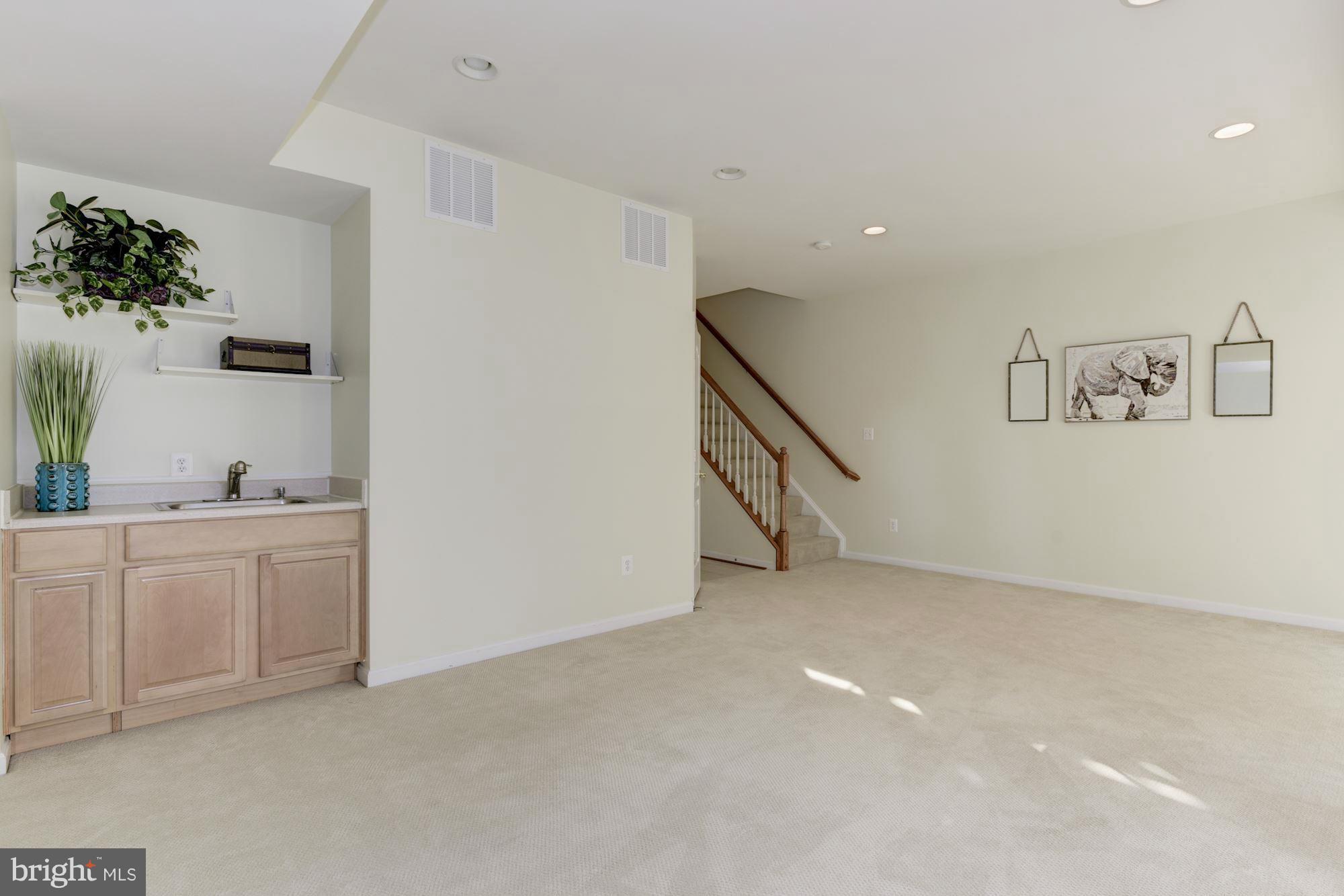 BROADLANDS SOUTH - Residential