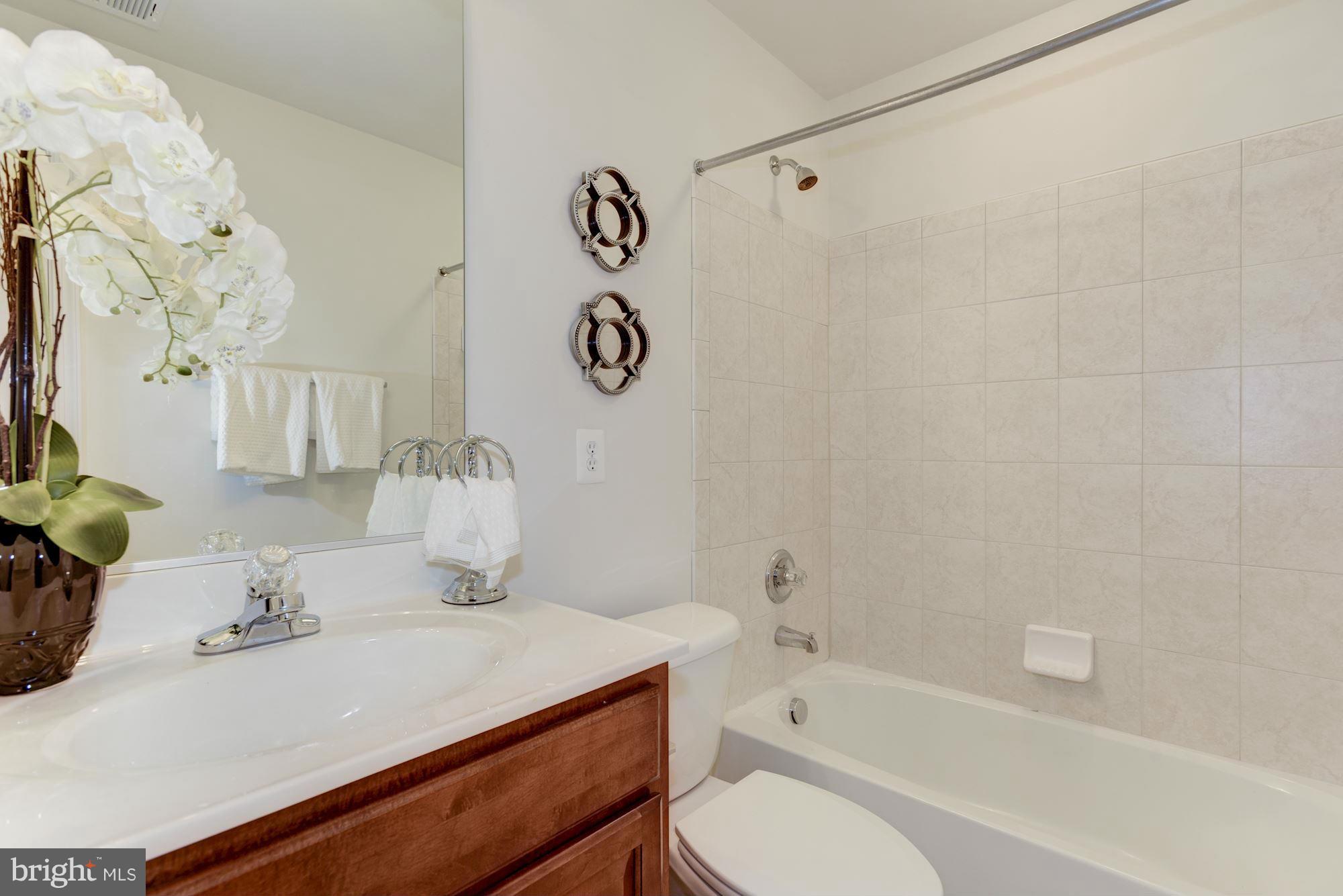 BROADLANDS SOUTH - Residential