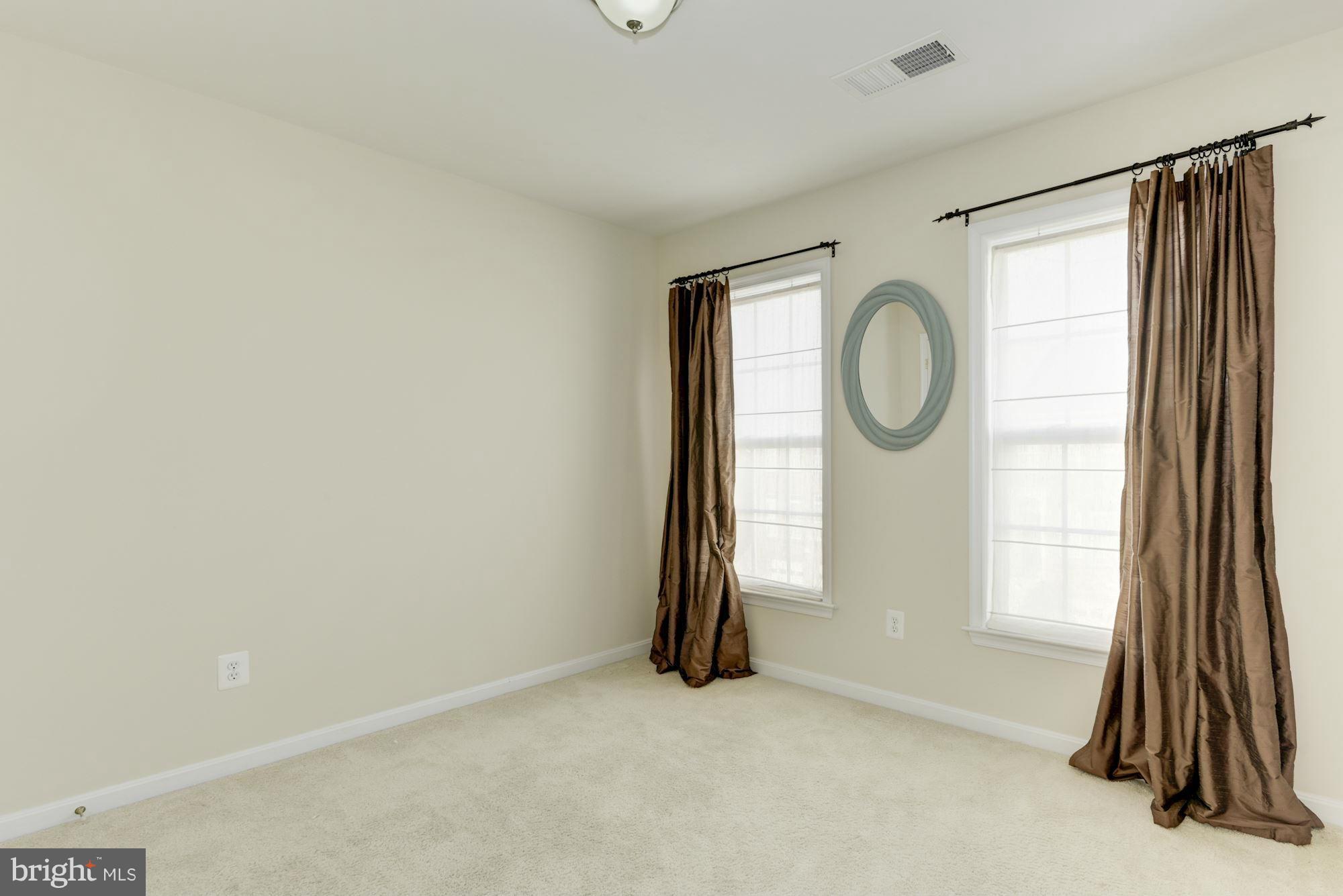 BROADLANDS SOUTH - Residential