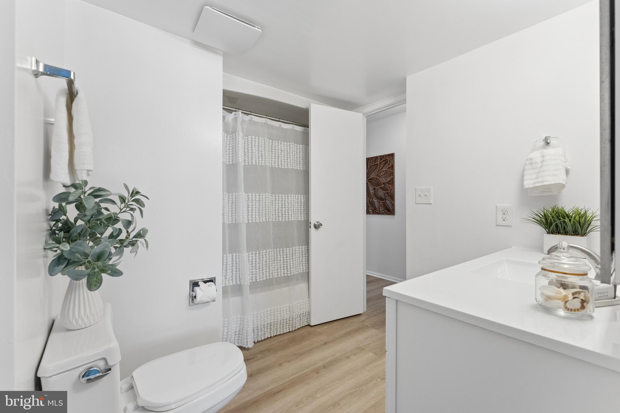 ALTA VISTA - Residential