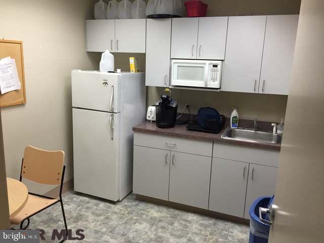 NONE AVAILABLE - Commercial Lease