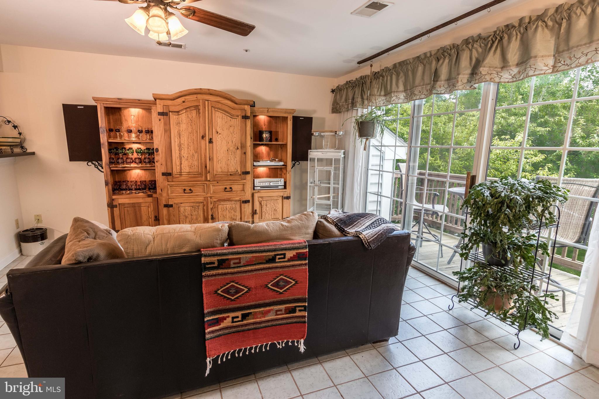 BARRINGTON POINTE CONDOS - Residential