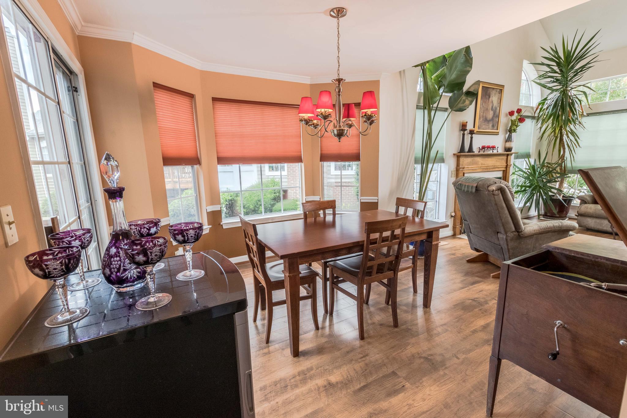 BARRINGTON POINTE CONDOS - Residential