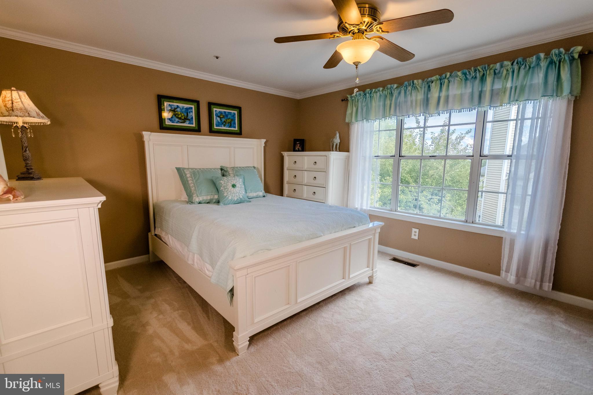 BARRINGTON POINTE CONDOS - Residential